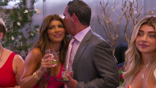 Luis Ruelas Cozies Up to Teresa Giudice