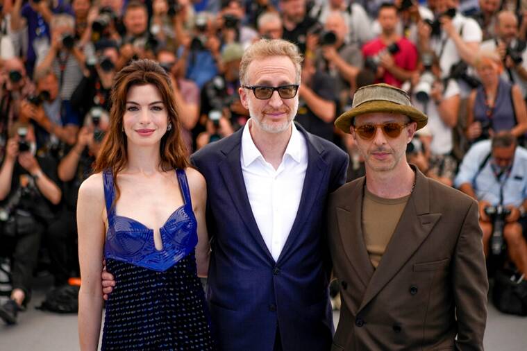 Anne Hathaway, James Gray
