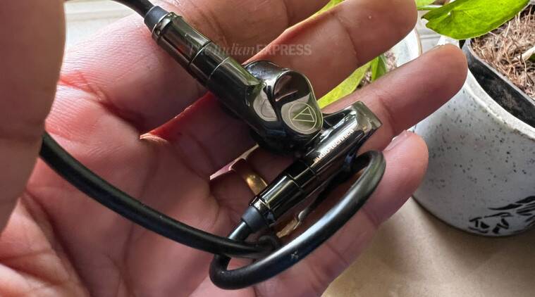 Audio Technica ATH-IEX1, Audio Technica ATH-IEX1 review, Audio technica