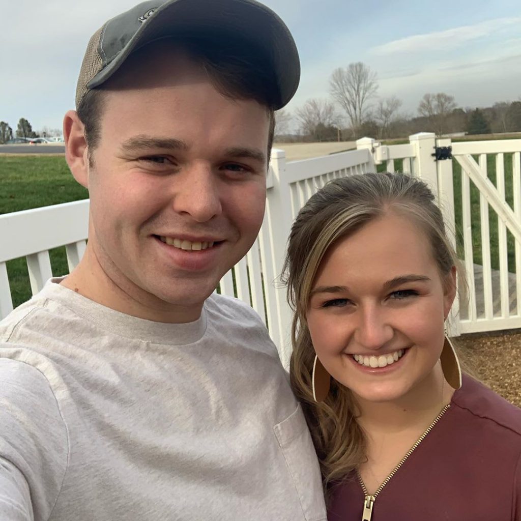 Kendra and Joe Duggar Parent-Shamed for Endangering Son