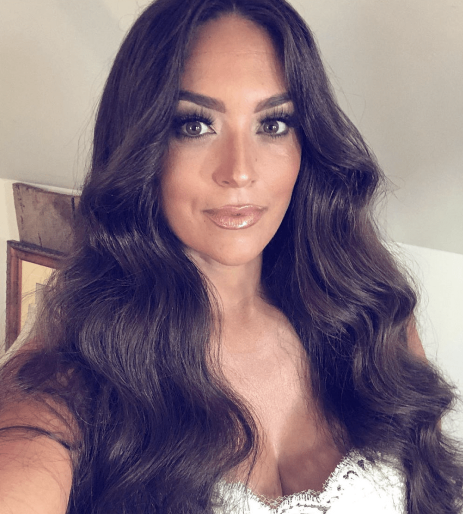 Sammi Giancola Wedding Selfie