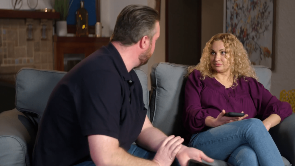 Mike Youngquist challenges Natalie Mordovtseva to discuss christmas