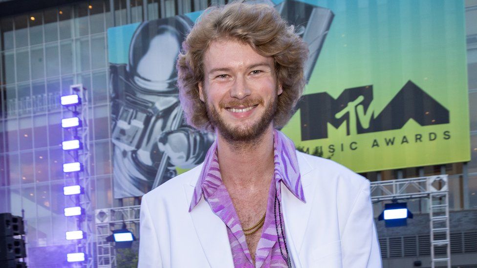Yung Gravy poses backstage during the 2022 MTV VMAs pre-show at Prudential Center in Newark, New Jersey.