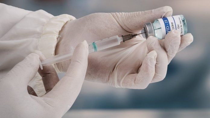 Covid vaccines and overfishing agreement / Credit: GETTY IMAGES