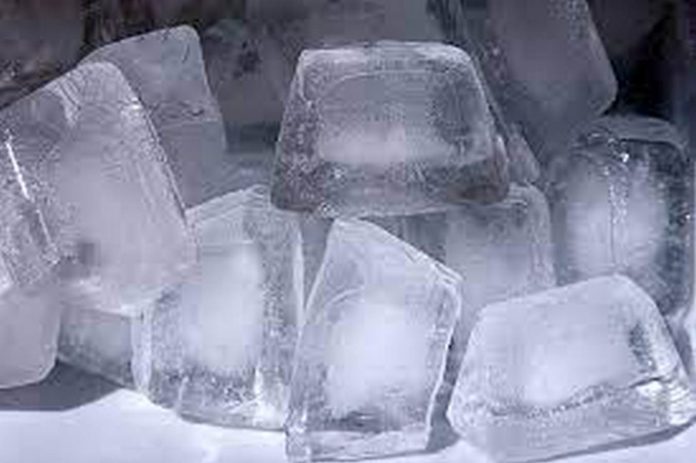 Ice cubes (Copy)