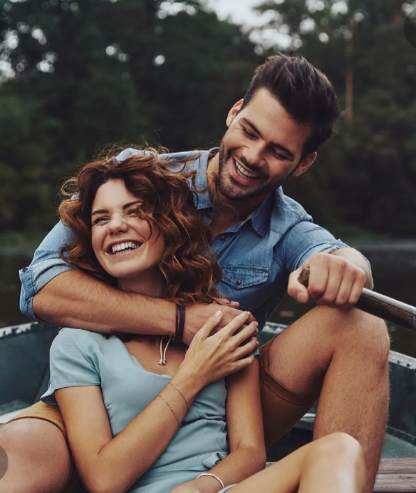 Characteristics of a healthy relationship