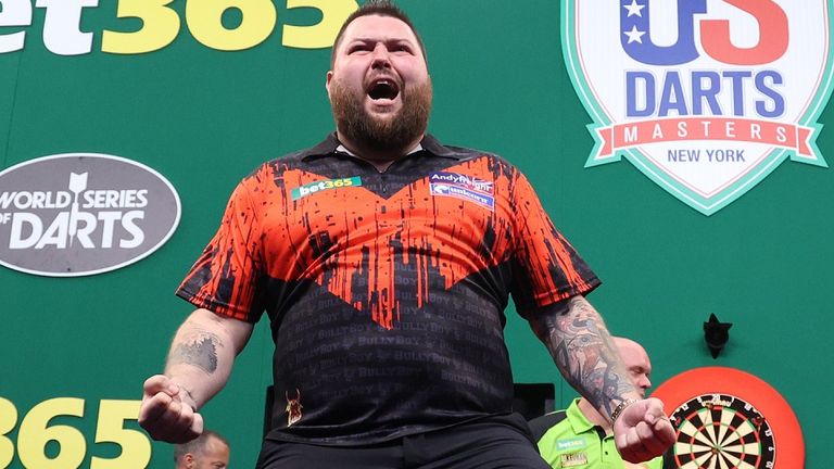Michael Smith proved too good for Michael van Gerwen in the final of the US Darts Masters on Saturday