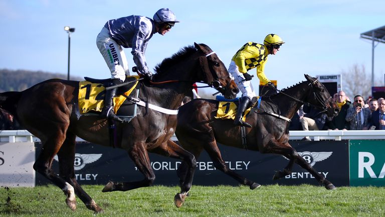 Santini (near side) is just beaten by Al Boum Photo in the 2020 Gold Cup