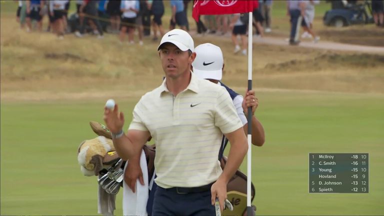 Rory McIlroy misses another long eagle attempt at the 10th but sinks the birdie putt to extend his lead.