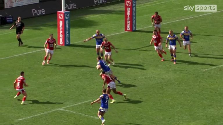 Highlights of the Betfred Super League match between Leeds Rhinos and Salford Red Devils