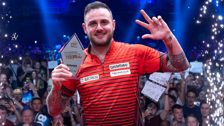 Joe Cullen claimed the Hungarian Darts Trophy to land his third European Tour title and a fourth tournament win of 2022