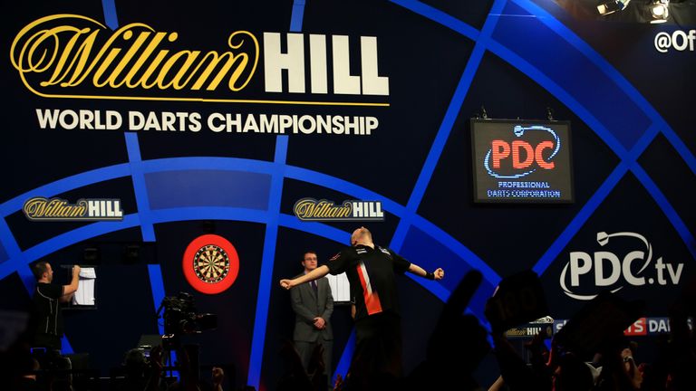 Remember when Raymond van Barneveld stunned red-hot favourite Michael van Gerwen in an unforgettable clash between the Dutch legends?