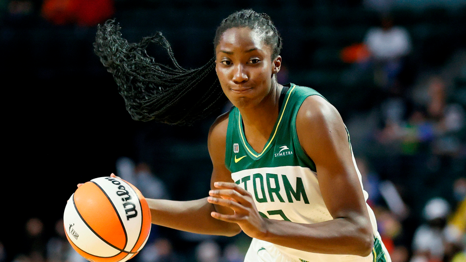 Ezi Magbegor (Seattle Storm)