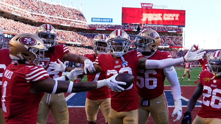 Defence dominated in the first quarter as Dallas quarterback Dak Prescott saw his pass intercepted by San Francisco's Deommodore Lenoir.