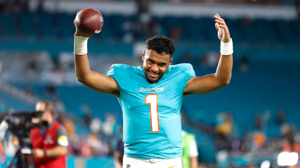 Tua Tagovailoa Tua-Tagovailoa-11-12-GettyImages-ftr.