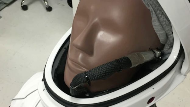 Ripley in Dragon capsule