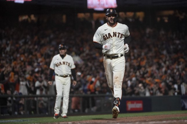 All-Star third baseman Kris Bryant agrees to 7-year, $182M deal with Rockies