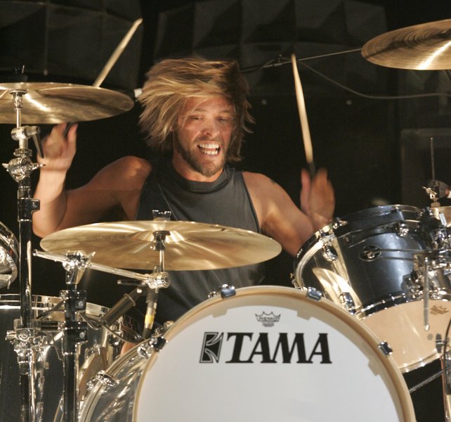 Musicians mourn death of Foo Fighters drummer Taylor Hawkins