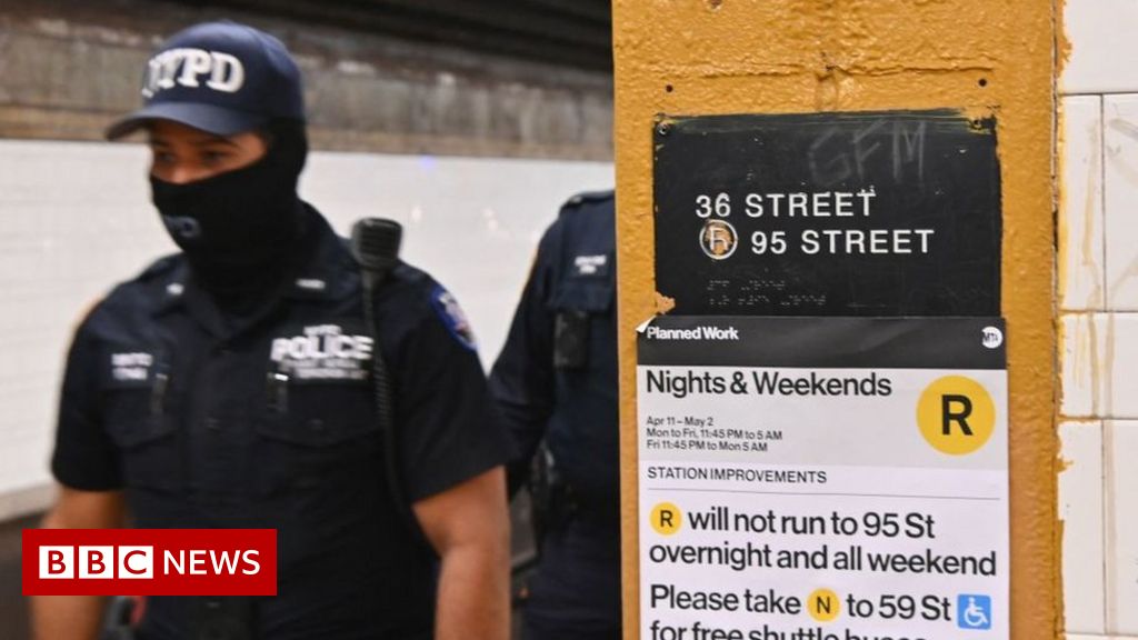 Police arrest suspect in New York subway shooting 'without incident