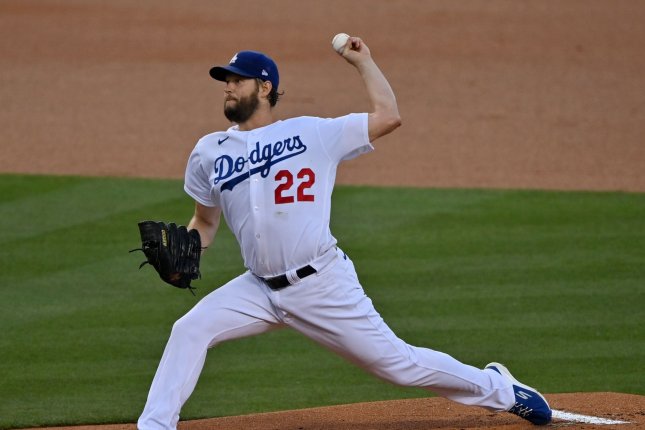 Dodgers' Clayton Kershaw pulled after seven perfect innings in win vs. Twins