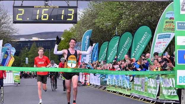 Paul Pollock wins the Belfast Marathon
