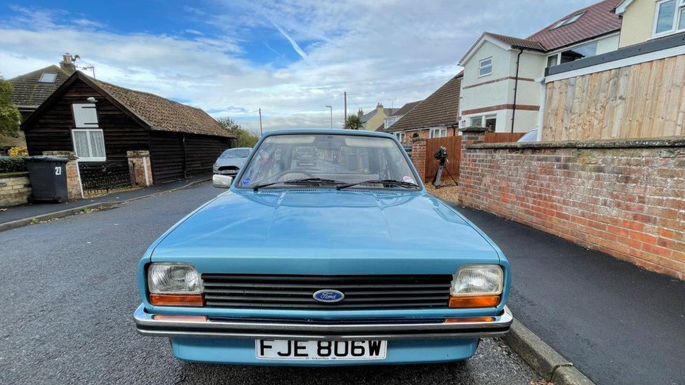 Ford Fiesta parked on road