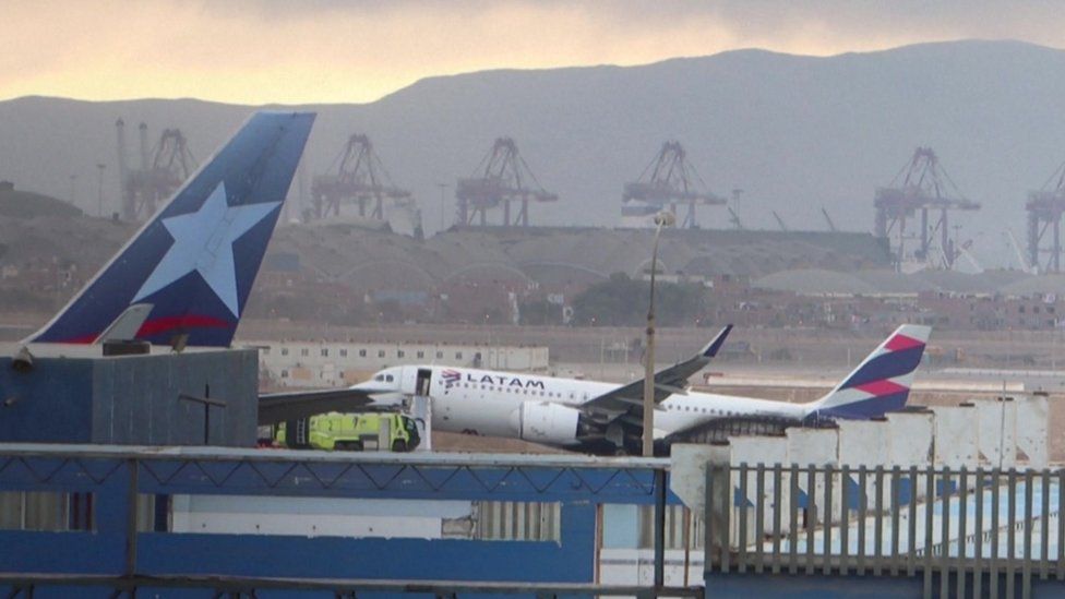 LA2213 crashed on tarmac at Jorge Chavez Airport in Lima