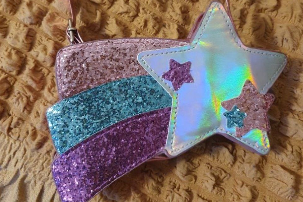 A photograph of the bag Aaich had been carrying