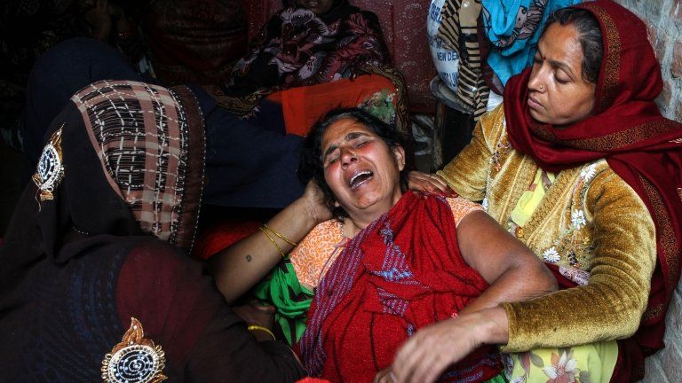 Mourning Indians after Kashir attack February 2019