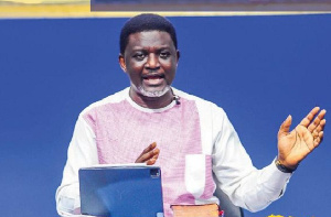 General Overseer of the Perez Chapel International, Rev Dr Charles Agyinasare