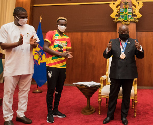 Takyi with the President and Minister of Youth and Sports