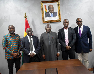 Dr. Bawumia with SWAG executives after the meeting