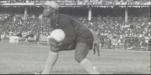 Ghana’s legendary goalkeeper, Robert Mensah