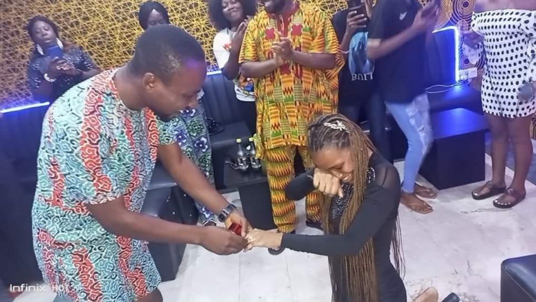 Photos: Couple Goes Viral As Humble Girlfriend Kneels Down To Accept Marriage Proposal