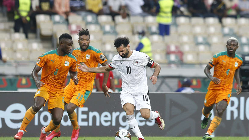 Egypt captain Mohamed Salah on the attack during the 2021 Africa Cup of Nations Afcon Finals Last 16 match between Ivory Coast and Egypt held at Japoma Stadium in Douala, Cameroon on 26 January 2022