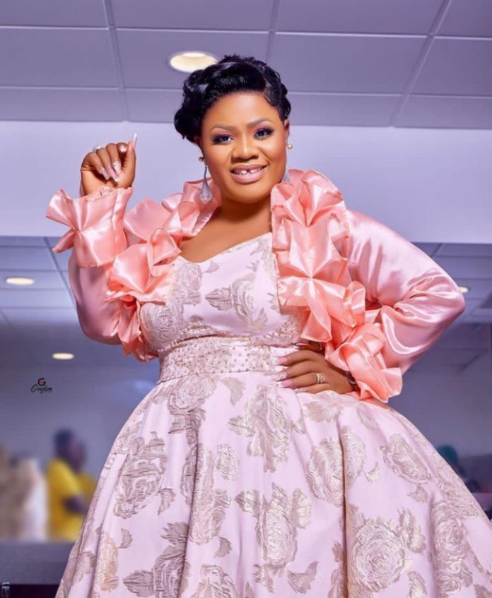 Obaapa Christy Set the internet on fire with beautiful looking photos ...
