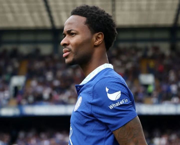 Transfer news: Chelsea to listen to Sterling offers; West Ham in for Moffi