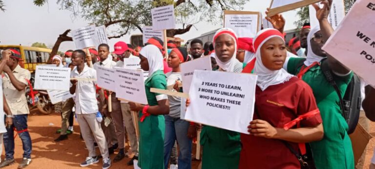 Jobless nurses, midwives threaten to intensify protest over delayed postings