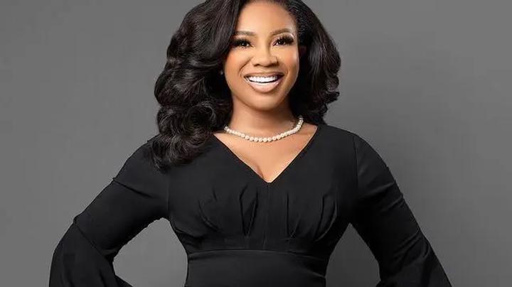 7 ways to be fashionable Like Serwaa Amihere