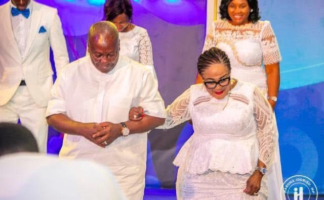Mahama worships with Assemblies of God, Tamale to usher in New Year