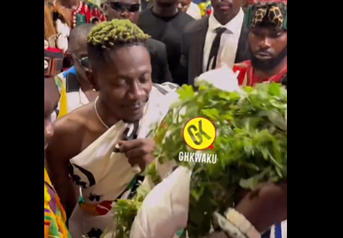 Shatta Wale receives heroes welcome after Jamaica concert