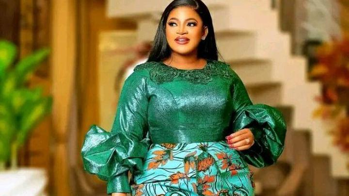 Admirable Ankara Gown Styles Suitable For Fashionable Women