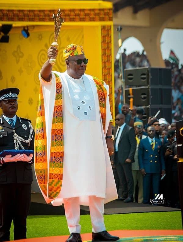 Discover the meaning behind John Mahama’s inauguration attire