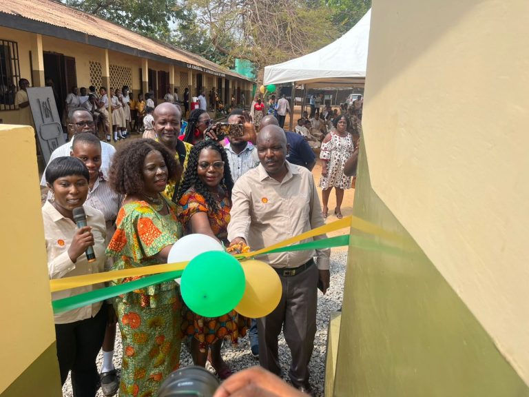 Vivo Energy Renovates La Enobal Washroom