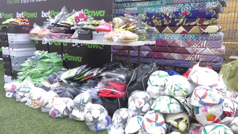 Betpawa Ghana donates football equipment to boost grassroots sports in Ashanti Region – Citi Sports Online
