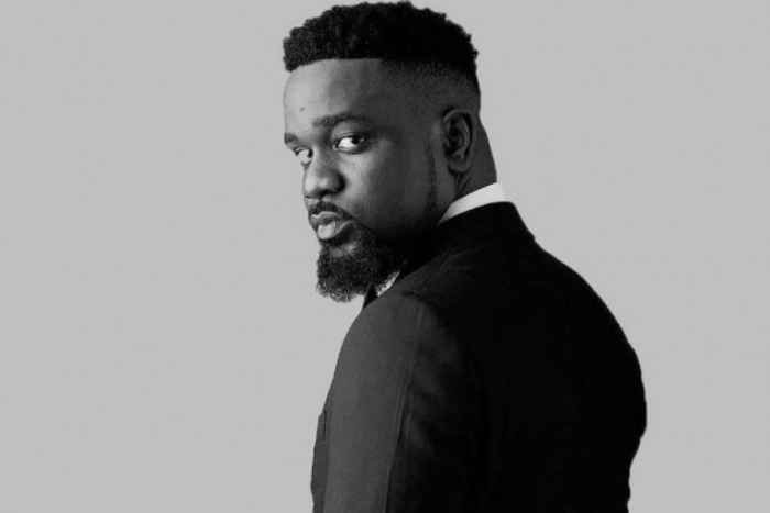 ‘Only Fools Believe What They Hear’ – Sarkodie Hits Back At Critics After Controversial Post