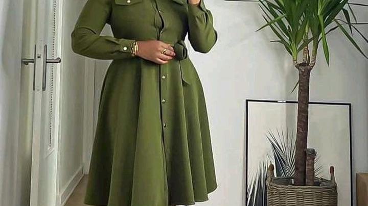 The Beauty of Simple and Heartwarming Work Outfits