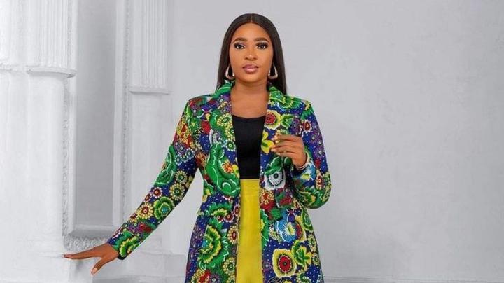 Beautiful Women’s Formal Suits: Elegance and Empowerment