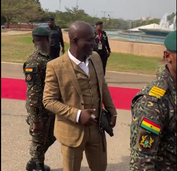 How NDC die-hard supporter Appiah Stadium arrived at Parliament for Mahama’s SONA