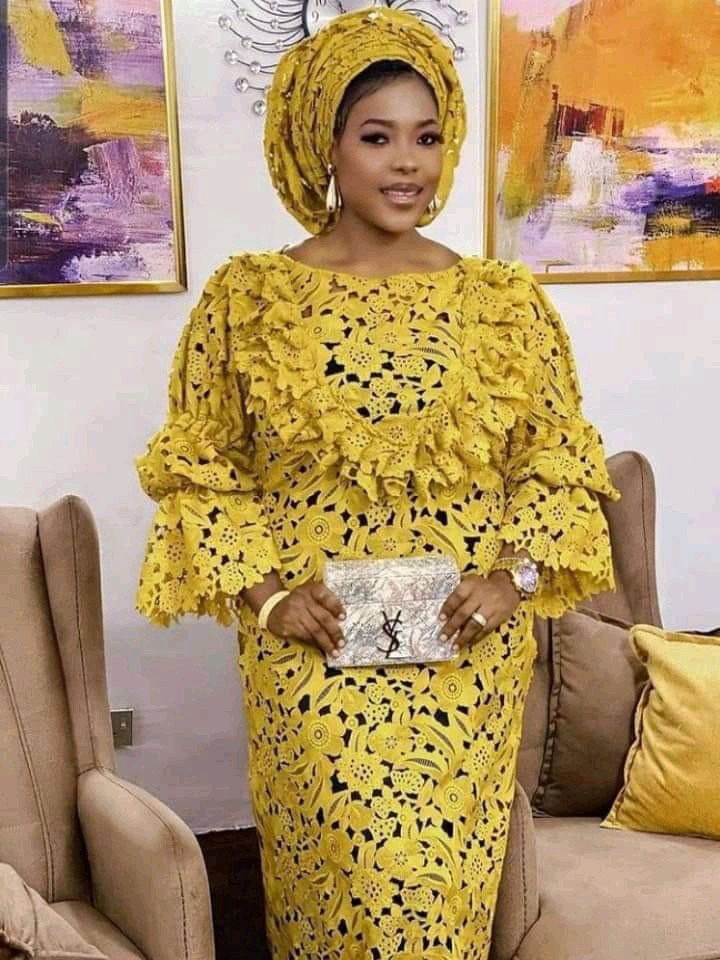 Two Categories Of Attires You Need To Have As A Woman